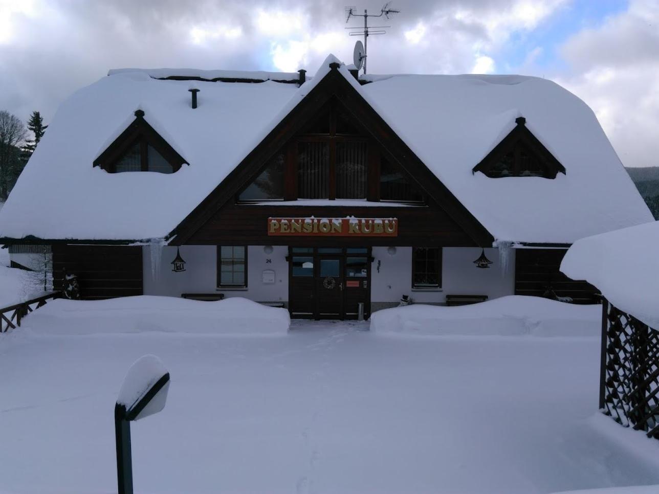 Třílůžkový pokoj Pension Kubů Špindlerŭv Mlýn Exterior foto